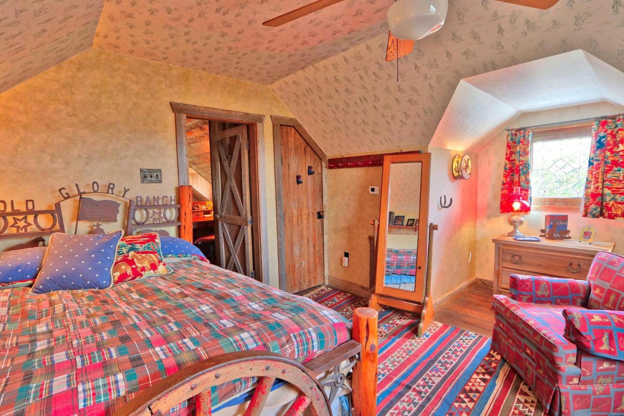 Log Cabin At Old Glory Ranch Wimberley Extérieur photo