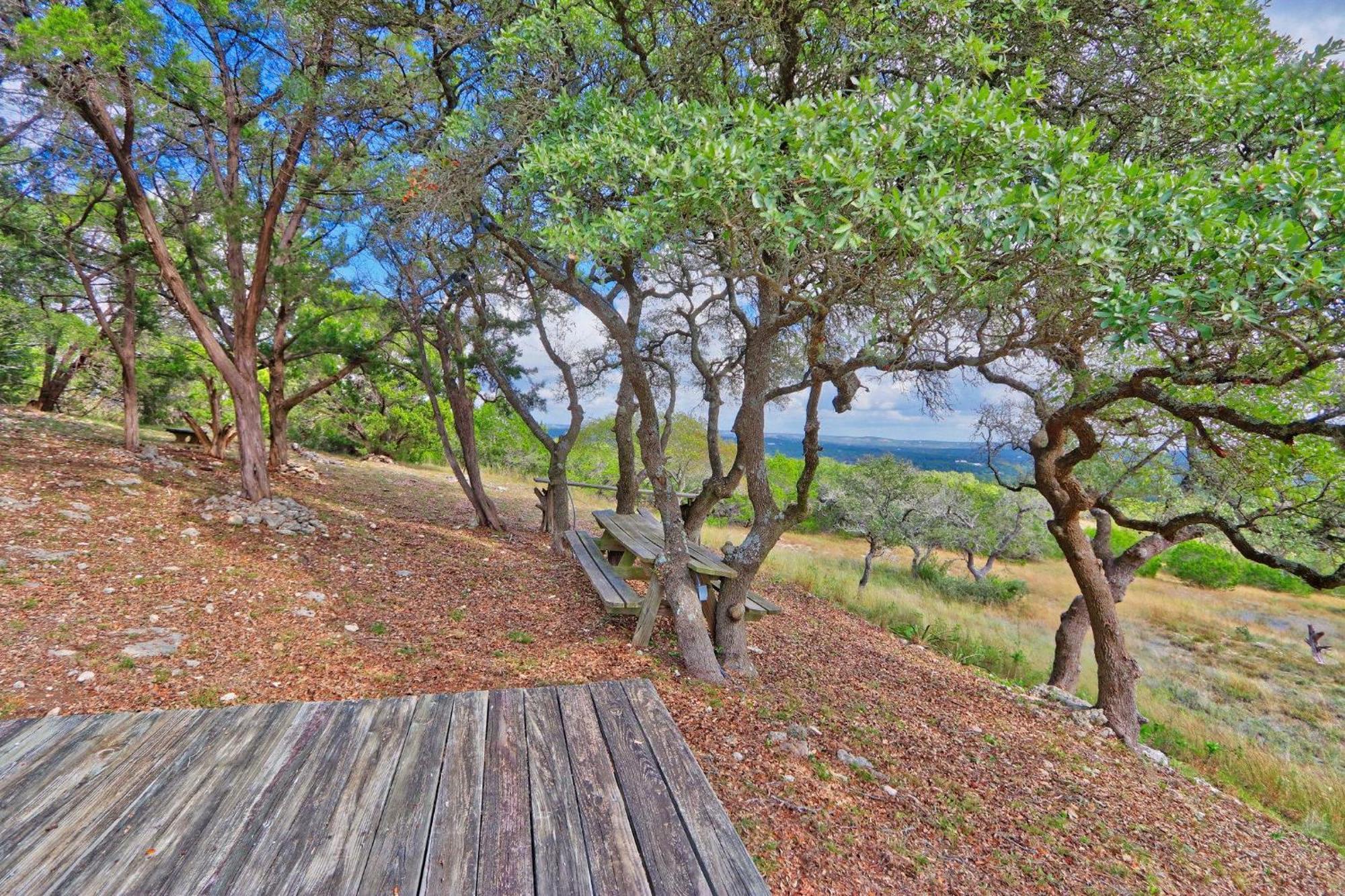 Log Cabin At Old Glory Ranch Wimberley Extérieur photo